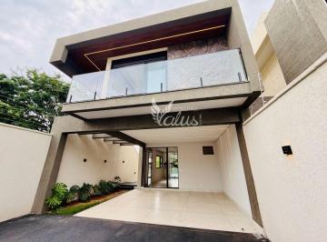 Casa de 4 quartos, Goiânia · Triplex de 210 m², 4 quartos, área gourmet, 4 vagas e localização privilegiada no Jd Atlântico - GO.