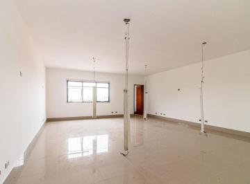 Comercial · 40m² · Sobreloja na Rua Coriolano Durand, N. 532 - Sala 24 • 40 m²