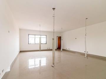 Comercial · 40m² · Sobreloja na Rua Coriolano Durand, N. 532 - Sala 24 • 40 m²