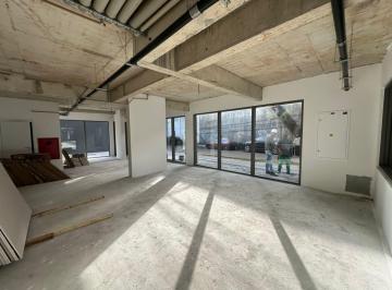 Comercial · 88m² · 3 Quartos · 1 Vaga · Loja na Avenida Moaci, 292 - Loja 1 • 88 m²