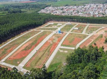 Terreno · 200m² · Terrenos à venda no Jardim dos Lagos, Loteamento Altos do Lago em Guaíba
