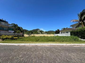 Terreno · 513m² · Terreno à venda no Cacupé em Condomínio fechado de alto padrão.