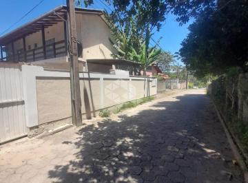 Comercial · 300m² · 8 Quartos · 6 Vagas · 6 Apartamentos de 08 quartos/dormitórios no bairro Rio Tavares, em Florianópolis- SC