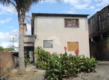 Terreno · 605m² · Terreno com 11x55 tendo uma casa ampla. Estrutura em alvenaria.