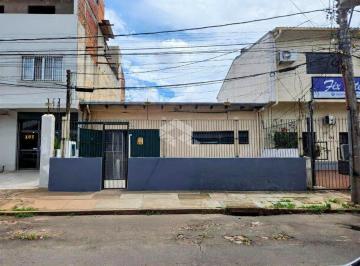 Comercial · 180m² · TERRENO de 260m² com depósito de 180m² bairro Santa Maria Goretti