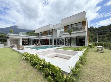 Casa · 1190m² · 7 Quartos · 1 Vaga · Casa Nova de Alto Padrão em Condomínio de Luxo em Angra dos Reis-RJ