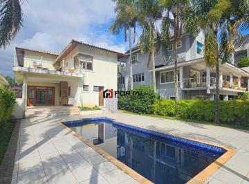 Casa · 317m² · 4 Quartos · 9 Vagas · Casa de Alto Padrão Próxima ao Clube com Área Gourmet e Piscina Aquecida!!!