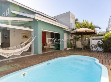 Casa · 256m² · 4 Quartos · 3 Vagas · Viva com exclusividade e conforto em um paraíso pa