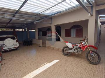 Casa · 200m² · 3 Quartos · 4 Vagas · Casa Aconchegante no Imbiú com 3 Quartos, Garagem para 4 Carros e Churrasqueira