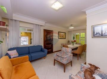 Casa · 147m² · 3 Quartos · 2 Vagas · CASA TÉRREA - 03 DORMITÓRIO - 02 VAGAS - CHURRASQUEIRAS COM FORNO DE PIZZA - EXCELENTE ESTADO
