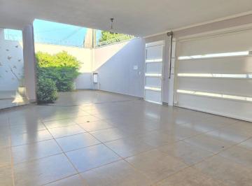 11006c9a-bf06-4397-a232-9a6ce246e3a3 · Versátil casa para venda em Jardim Piratininga II com 3 quartos, sendo 3 suítes, 198m²