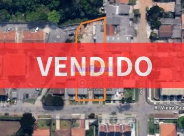 4025405820.jpg · AMPLO TERRENO EM ÓTIMA LOCALIZAÇÃO NO BAIRRO PORTÃO!!!                                              
