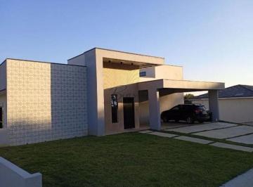 Foto 01 · Casa à venda no Condomínio Colinas do Parahyba -  04 dormitórios sendo 04 suítes - 300m ²