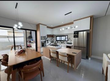 Foto 01 · Casa - Bairro Floresta - Condomino Rudá - 04 Suíte. - 258m². - São José dos Campos