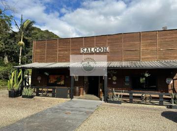 Rural de 4 quartos, Joinville · Sítio completo, todo montado, para area de eventos ou bela casa de campo, com piscina, lagos, riacho