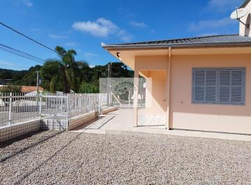 Casa · 148m² · 3 Quartos · 1 Vaga · Residência comercial bem no centro de Campo Alegre/SC, localização excepcional !!