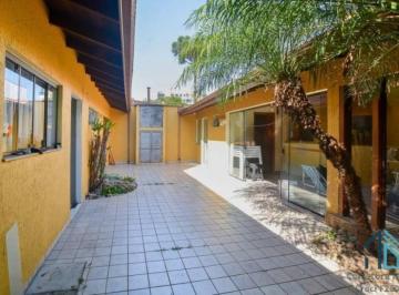 Foto 01 · Casa com edícula a venda, 03 quartos c/suíte, no Portão em Curitiba PR