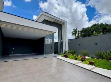 Casa de 3 quartos, Vicente Pires · Casa Moderna com Pé-Direito Duplo, 3 Suítes e Lazer Completo | Rua 10/12 | 450 m² de Terreno