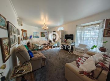 Casa · 302m² · 3 Quartos · 6 Vagas · Casa à venda em Campinas, Jardim Guanabara, com 3 suítes, com 302.5 m²