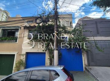 Casa · 200m² · 4 Quartos · 1 Vaga · Casa aconchegante com 4 suites em rua fechada