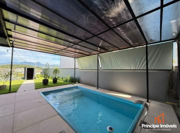 Casa · 75m² · 1 Quarto · 1 Vaga · Casa com 1 quarto no Glória em Joinville