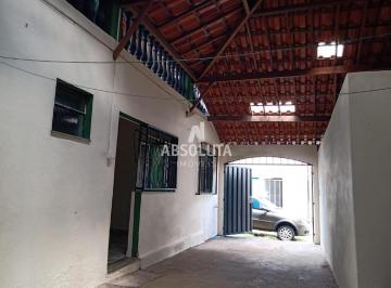 Unidade Térrea · Imóvel à venda com duas unidades independentes no Bairro São João. Excelente oportunidade de investi