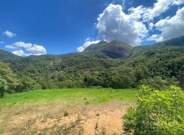 5b3b1716dd3ee10ecc65c5e6d7514f29df18e379 · Terreno à venda, 759 m² por R$ 500.000,00 - Itaipava - Petrópolis/RJ