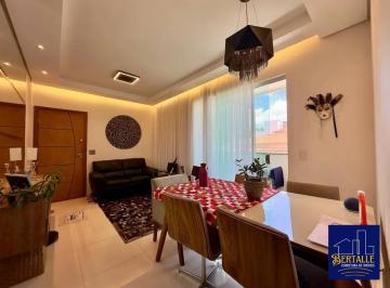 Apartamento · 80m² · 3 Quartos · 1 Vaga · Apartamento 3 quartos, 1 suíte, 80m², varanda, 1 vaga (que comporta dois carros pequenos), decorado