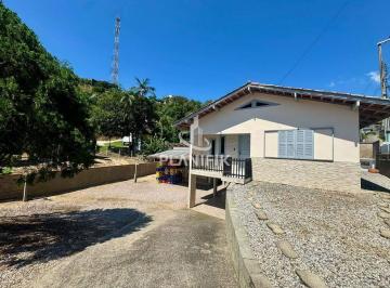 Casa · 100m² · 3 Quartos · 2 Vagas · CASA NO BAIRRO AGUAS CLARAS COM AMPLO TERRENO