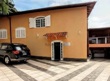 Casa · 400m² · 3 Quartos · 10 Vagas · Casa em localização estratégica, no melhor ponto do bairro Santa Amélia
