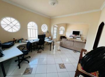Casa · 300m² · 3 Quartos · 3 Vagas · Casa com 3 dormitórios à venda, 141 m² - Jardim São Vicente - São José dos Campos/SP.