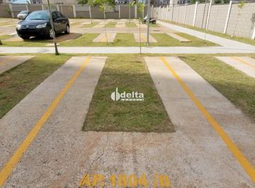 Apartamento · 45m² · 2 Quartos · 1 Vaga · Apartamento com 2 quartos sendo 1 suíte disponível para locação no bairro Jardim Espanha em Uberlând