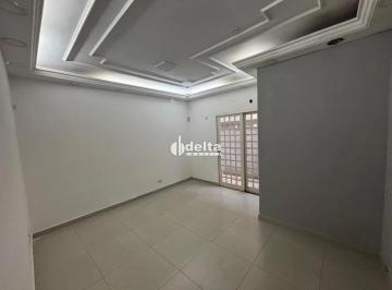 Comercial · 225m² · 2 Vagas · Prédio Comercial disponível para locação e venda no bairro Tabajaras em Uberlândia-MG