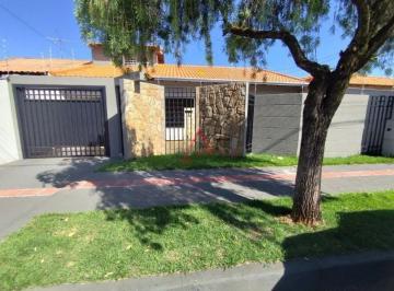 Casa · 210m² · 4 Quartos · 3 Vagas · Casa com 4 quartos à Venda, 210m² por R$750.000,00, Igapó, Londrina-PR