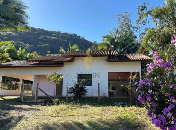 Rural · 153m² · 2 Quartos · 1 Vaga · Chácara com Casa de Alvenaria à Venda em Luiz Alves/SC!