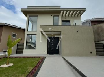 Casa · 244m² · 4 Quartos · 2 Vagas · Sobrado Novo em Condominio 4 Suítes, Piscina, Area Gourmet!