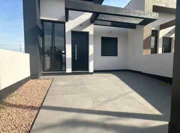 Casa · 94m² · 3 Quartos · 2 Vagas · Excelente casa à venda no bairro Central Park - Cachoeirinha/RS