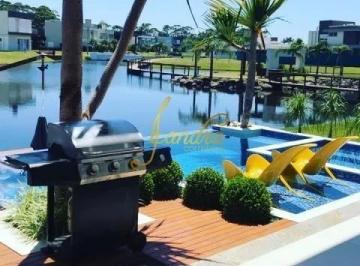 Terreno · 443m² · Excelente Terreno de Esquina no Condomínio Malibu! com 442 metros quadrados