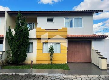 1 · Sobrado no Cajuru com 125m² | 3 Dormitórios, Suíte e Quintal com Churrasqueira