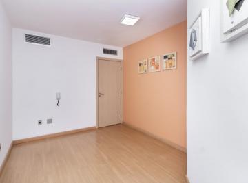 e6066279-f93a-4009-810c-c8eaf5a87e51 · Agradável conjunto comercial para venda em Saúde, 40m²