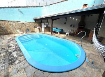 7qifhsw2otkzndyzm2q5zjlm_md · Casa isolada com edícula à venda, no Caiçara em Praia Grande SP