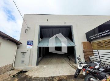 7d489e0a630e7a44438027c75eaa572955ededab · Galpão para alugar, 280 m² por R$ 6.000/mês - Vila Guaporé - Poços de Caldas/MG