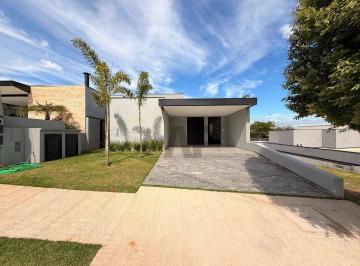 fbf9285775e8b1fdcd209baf04d1329413051b4f · Casa Térrea à Venda em Condomínio Fechado | Projeto Exclusivo, 3 Suítes e Acabamentos de Alto Padrão