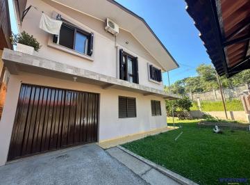 Casa · 196m² · 5 Quartos · 2 Vagas · Casa à venda em Caxias do Sul, Serrano