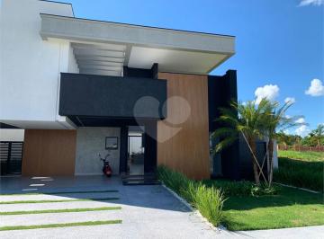 Casa · 325m² · 3 Quartos · 4 Vagas · Condomínio com 3 quartos à venda em Vila Martins - SP