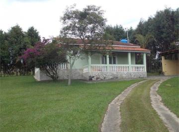 Rural · 3200m² · 4 Quartos · 10 Vagas · Chácara com 4 quartos à venda em Centro - SP