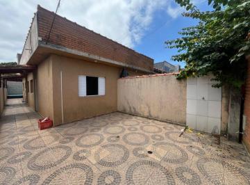Casa de 2 quartos, Itanhaém · Casa em Itanhaém pra venda com piscina em Itanhaém