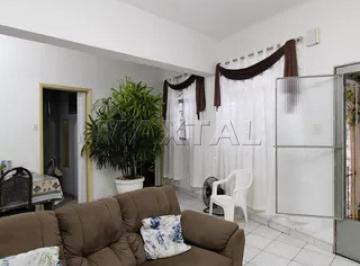 Casa · 185m² · 2 Quartos · 3 Vagas · Casa para venda na Vila Nova Mazzei com 185², com 2 quartos, 2 banheiros e 3 vagas.