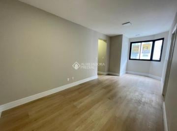 Apartamento · 70m² · 2 Quartos · 1 Vaga · Viva a poucos passos da Beira-Mar Norte | Apartamento com 2 suítes na Agronômica