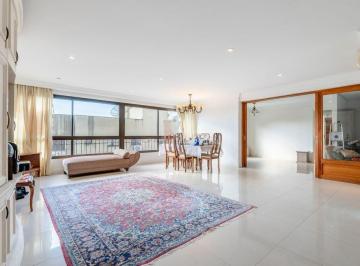 Apartamento · 140m² · 3 Quartos · 2 Vagas · Apartamento espaçoso e confortável no bairro Mont Serrat